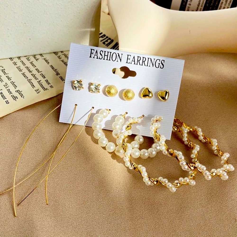 Acrylic pearls fashion earrings